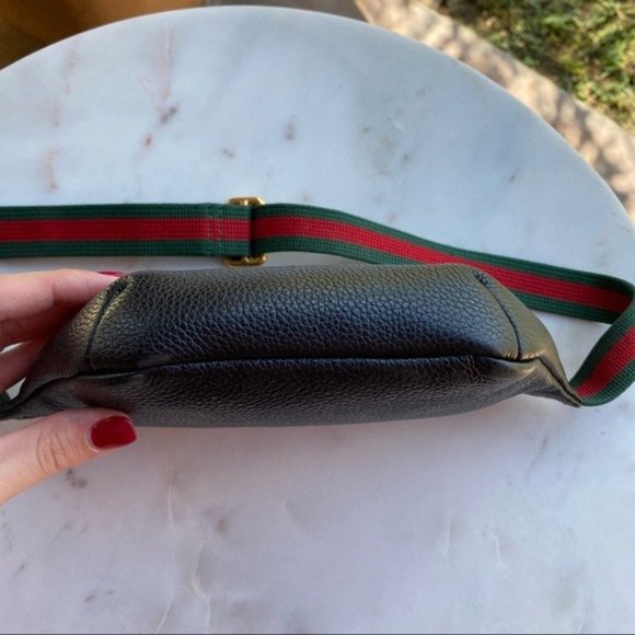 SOLD Gucci Grained Calfskin Web Logo Print Small Belt Bag - Picture 9 of 14